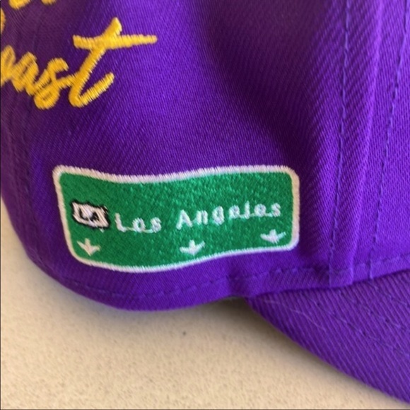 Lakers New Era Fitted Cap Size 7 - Picture 3 of 13